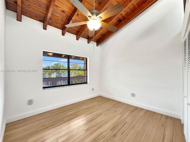 5201 Orduna Dr. 15, Coral Gables, FL 33146