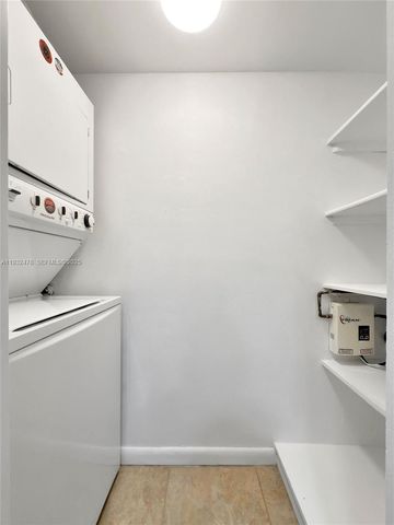 5201 Orduna Dr. 15, Coral Gables, FL 33146