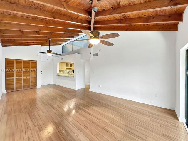 5201 Orduna Dr. 15, Coral Gables, FL 33146