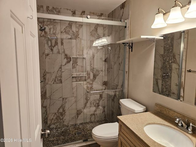 304 75th Avenue N Apt A, Myrtle Beach, SC 29572