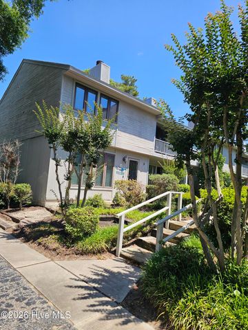304 75th Avenue N Apt A, Myrtle Beach, SC 29572