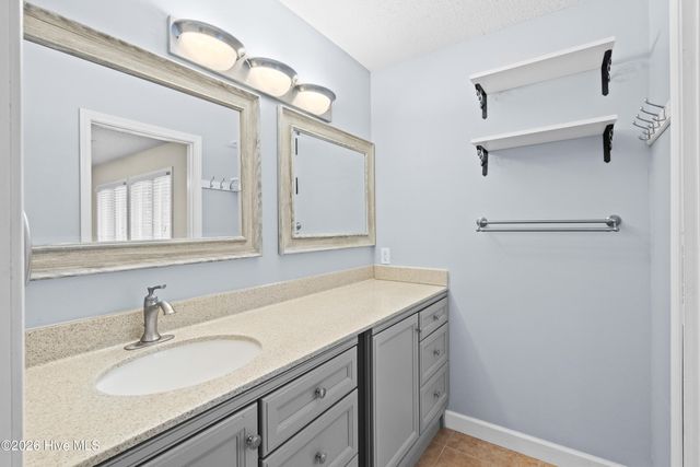 304 75th Avenue N Apt A, Myrtle Beach, SC 29572