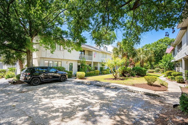 304 75th Avenue N Apt A, Myrtle Beach, SC 29572