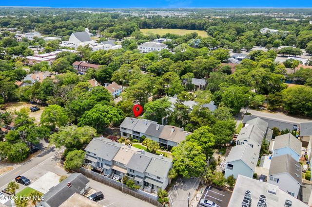 304 75th Avenue N Apt A, Myrtle Beach, SC 29572