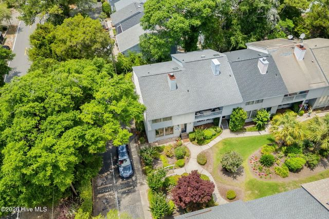 304 75th Avenue N Apt A, Myrtle Beach, SC 29572