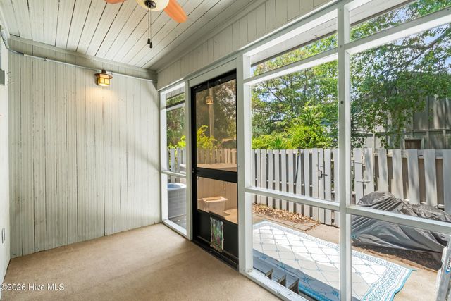 304 75th Avenue N Apt A, Myrtle Beach, SC 29572