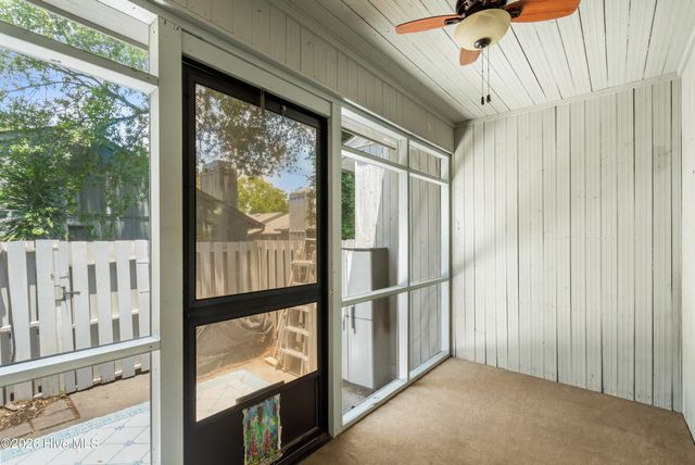 304 75th Avenue N Apt A, Myrtle Beach, SC 29572