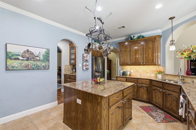 9910 Broadmoor Lane, Rowlett, TX 75089