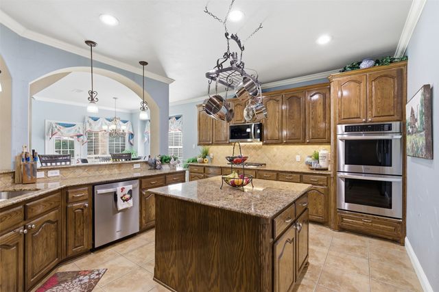 9910 Broadmoor Lane, Rowlett, TX 75089