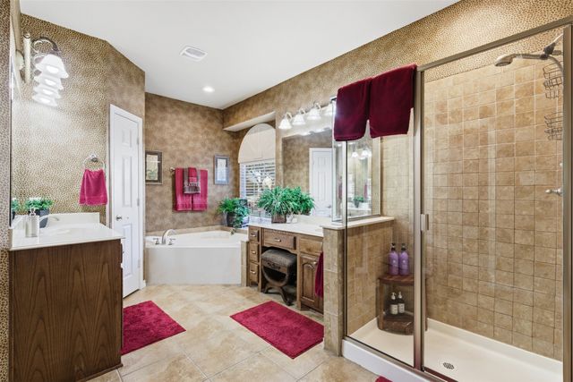 9910 Broadmoor Lane, Rowlett, TX 75089