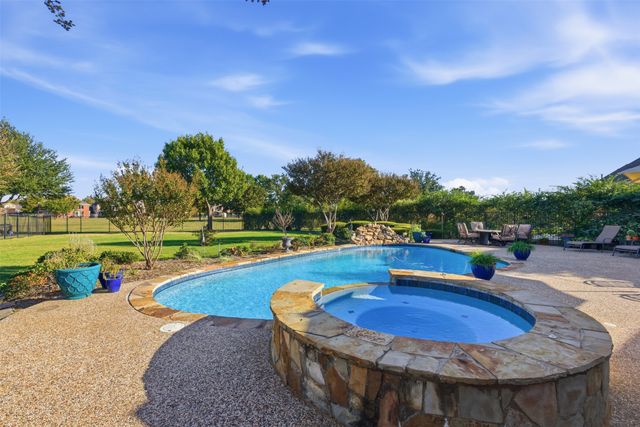 9910 Broadmoor Lane, Rowlett, TX 75089