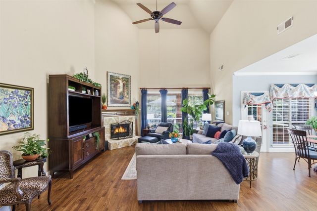 9910 Broadmoor Lane, Rowlett, TX 75089