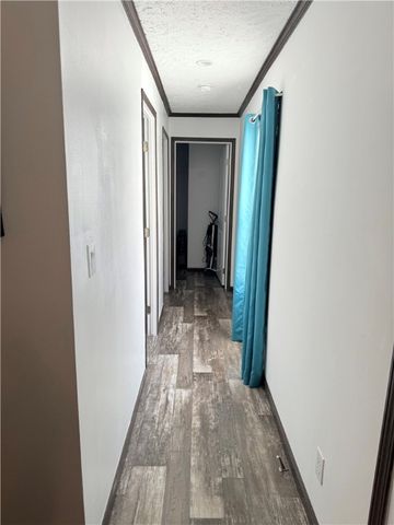 27 Manor Dr, Smith, PA 15019