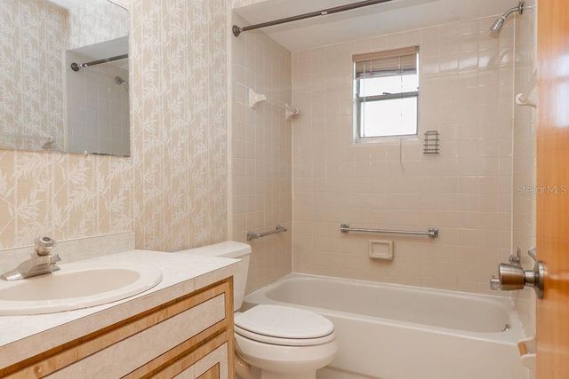 919 E MICHIGAN AVENUE, Deland, FL 32724