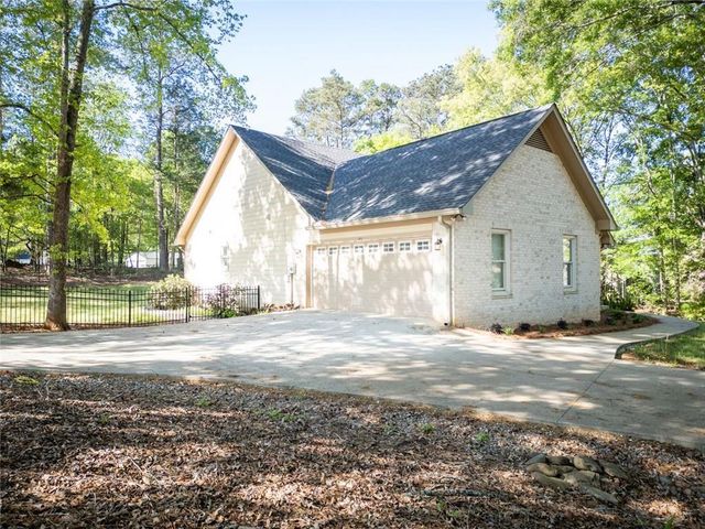 145 Jones Drive, Athens, GA 30606