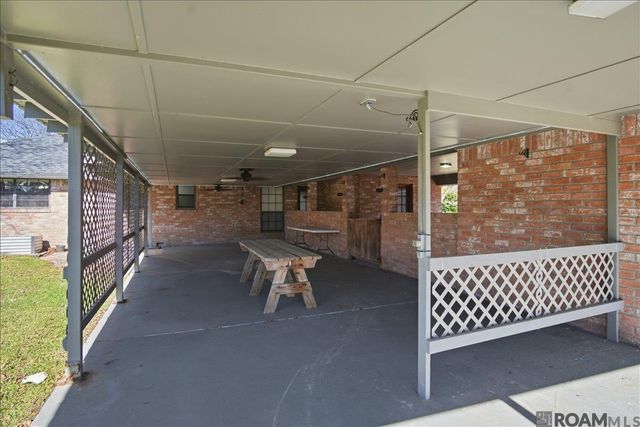 6325 Audusson Dr, Greenwell Springs, LA 70739