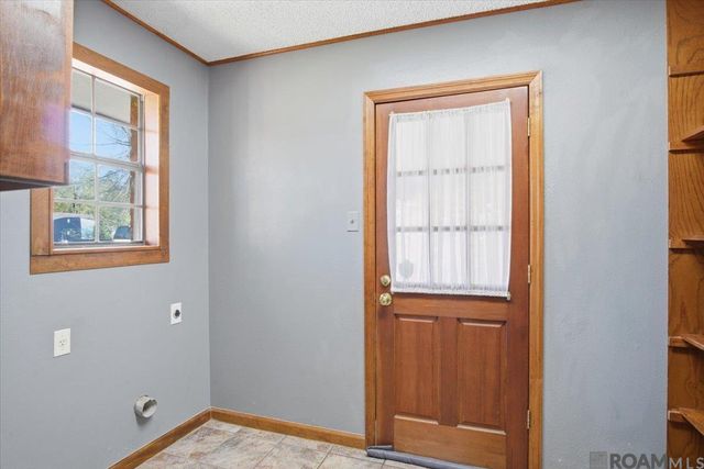 6325 Audusson Dr, Greenwell Springs, LA 70739