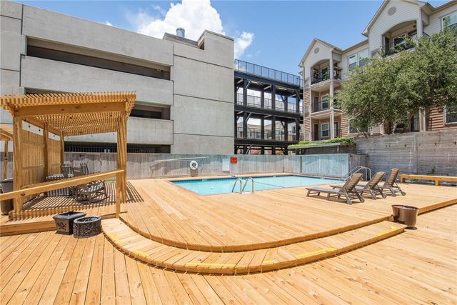 823 S Water St 6A and 6G, Corpus Christi, TX 78401