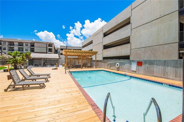 823 S Water St 6A and 6G, Corpus Christi, TX 78401