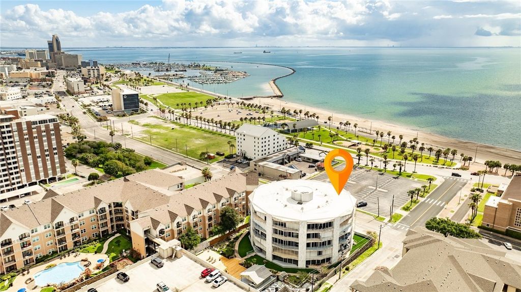 823 S Water St 6A and 6G, Corpus Christi, TX 78401