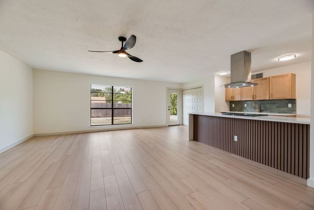 5229 Nash Drive, The Colony, TX 75056