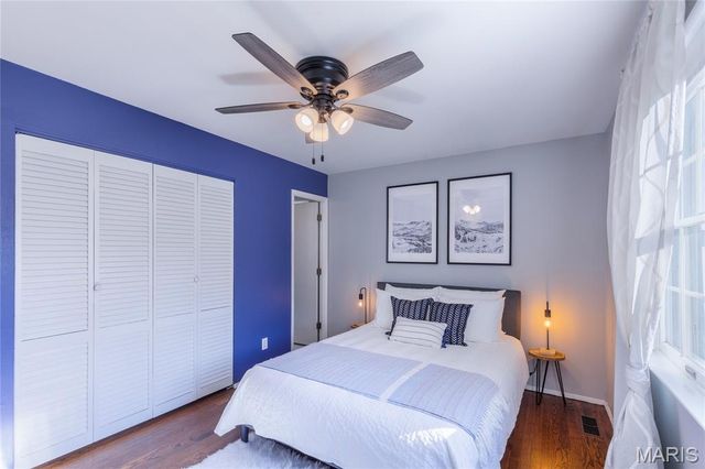 2402 Wesglen Estates Drive, Maryland Heights, MO 63043