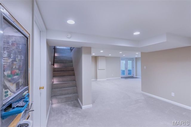 2402 Wesglen Estates Drive, Maryland Heights, MO 63043