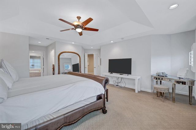 10918 BELLS RIDGE DR, Potomac, MD 20854