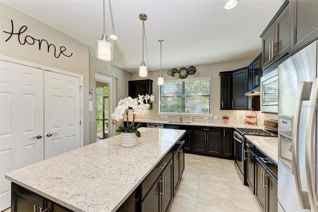 6739 HAVERHILL COURT, Lakewood Ranch, FL 34202