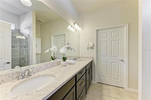 6739 HAVERHILL COURT, Lakewood Ranch, FL 34202