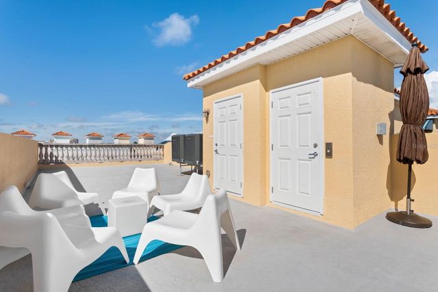 145 BRIGHTWATER DRIVE 7, Clearwater Beach, FL 33767