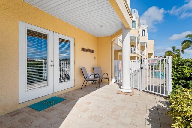 145 BRIGHTWATER DRIVE 7, Clearwater Beach, FL 33767