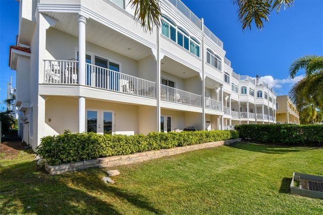 145 BRIGHTWATER DRIVE 7, Clearwater Beach, FL 33767