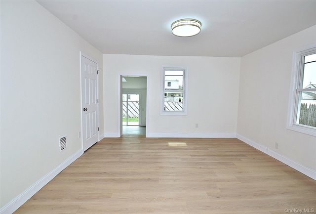 229 14th Street, West Babylon, NY 11704