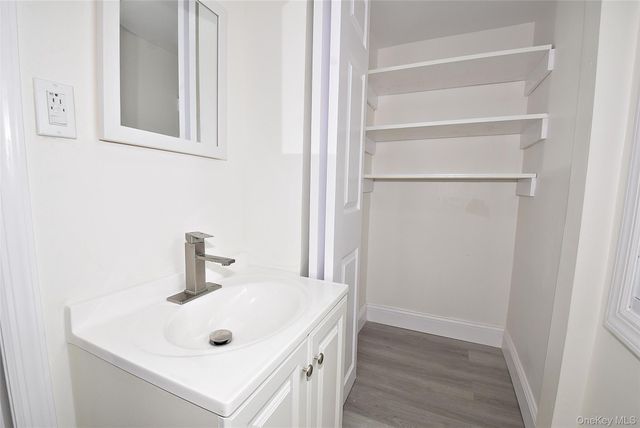 229 14th Street, West Babylon, NY 11704