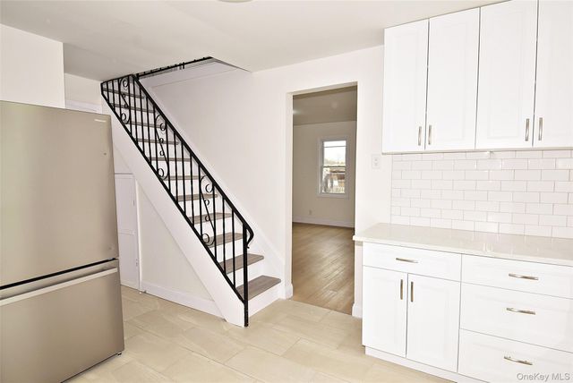 229 14th Street, West Babylon, NY 11704