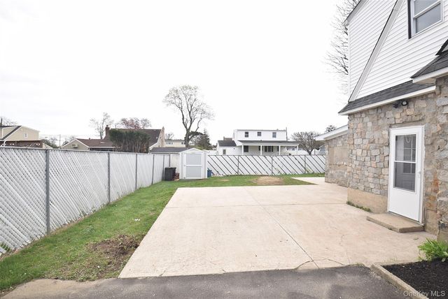 229 14th Street, West Babylon, NY 11704