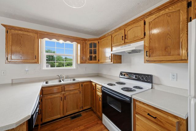 1220 Kenzie Court, Berea, KY 40403