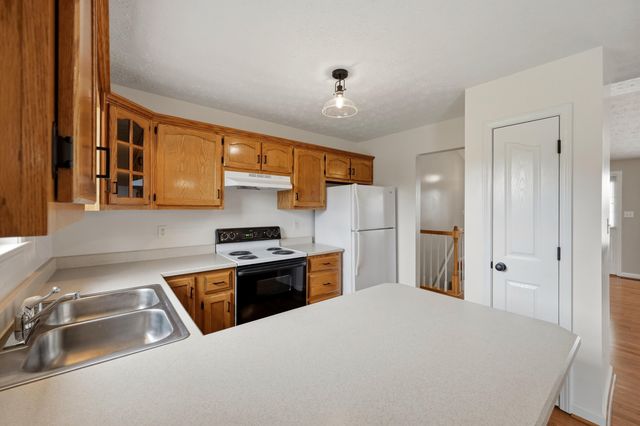 1220 Kenzie Court, Berea, KY 40403