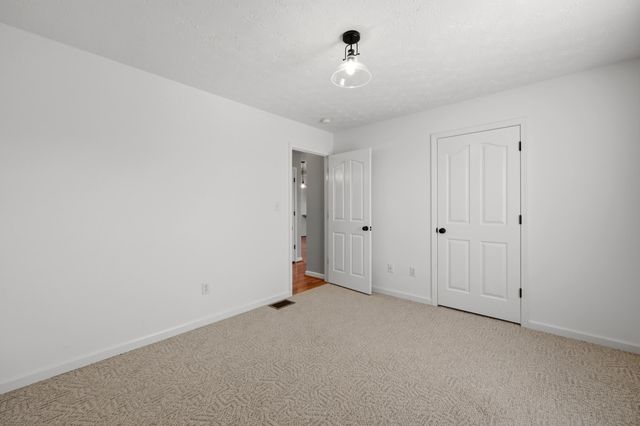 1220 Kenzie Court, Berea, KY 40403