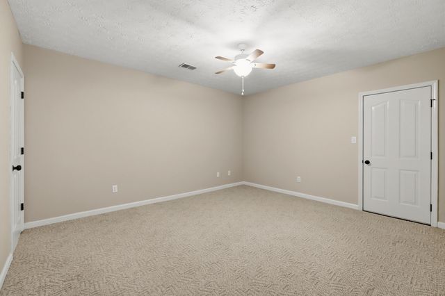 1220 Kenzie Court, Berea, KY 40403