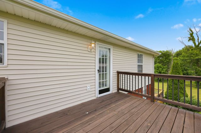 1220 Kenzie Court, Berea, KY 40403
