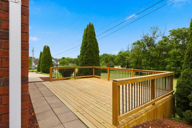 1220 Kenzie Court, Berea, KY 40403