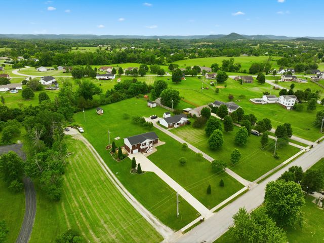 1220 Kenzie Court, Berea, KY 40403