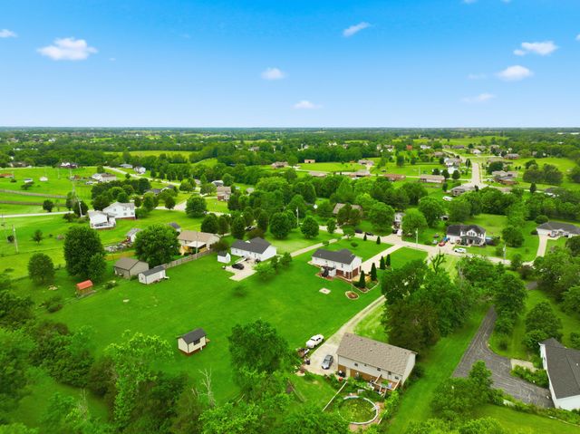 1220 Kenzie Court, Berea, KY 40403