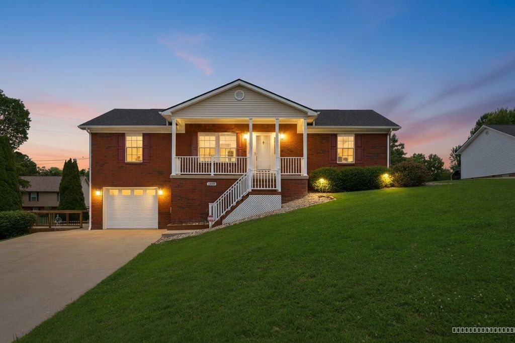 1220 Kenzie Court, Berea, KY 40403