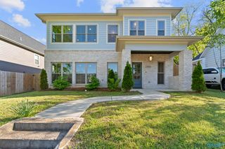 2703 8th Avenue SW, Huntsville, AL 35805