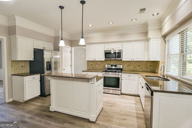 185 Gainford Court, Johns Creek, GA 30097