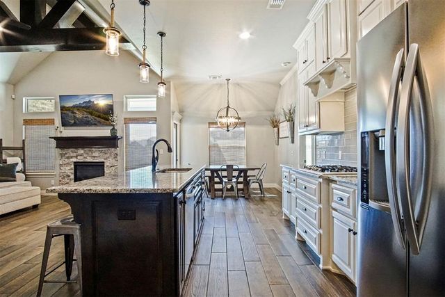 4909 Mahogany Drive, Edmond, OK 73025