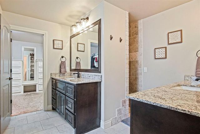 4909 Mahogany Drive, Edmond, OK 73025